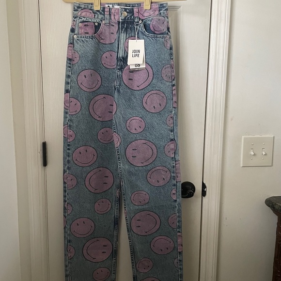 Bershka | Jeans | Cute Smiley Face Jeans | Poshmark